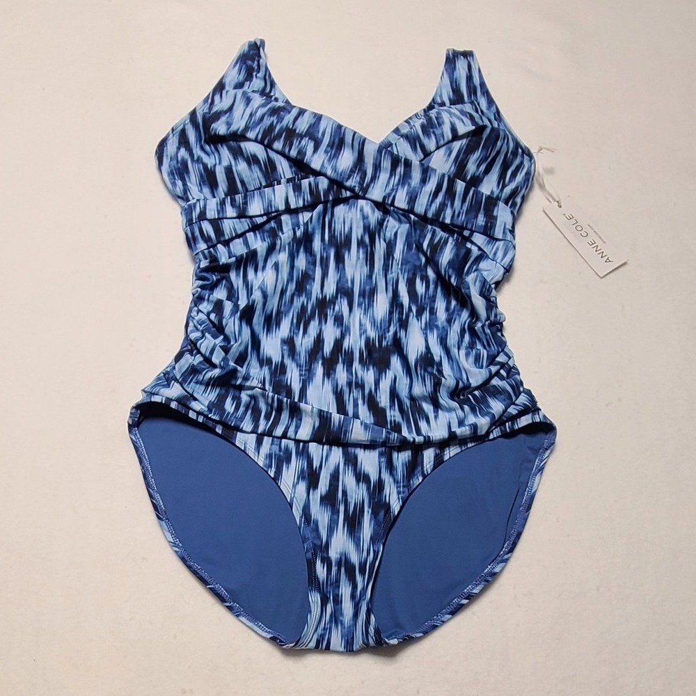Anne Cole Women's Blue White Abstract Ikat Twist Front One Piece Swimsuit 12 NEW